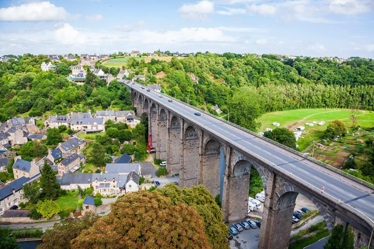 Hallo Dinan: Privater, 2-stündiger Stadtrundgang zur Einführung mit ortskundigem Guide