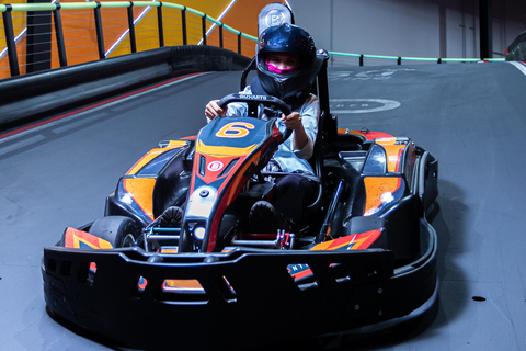 Adrenalin-Tour: Muscle Cars, Go-Karts, Arcade, Laser, Batting und MiniGolf!