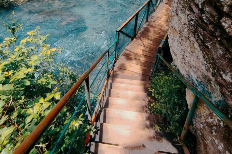 从地拉那出发：白德里恩瀑布、滑索和洞穴之旅