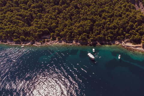 Split: Passeio pela Lagoa Azul e 3 Ilhas com almoço e Baía Escondida