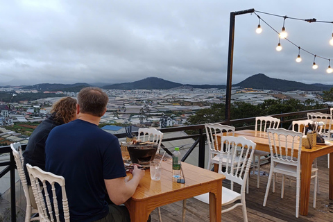 Avventura nella città di Da Nang: Cultura Storia Massaggio Tour privatoTour privato della città e del massaggio cieco in moto