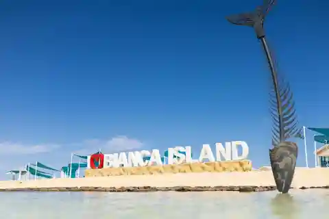 Hurghada : Croisière vers l'île de Bianca Utopia avec transfert et déjeuner