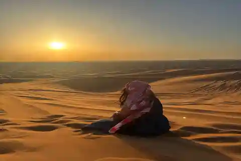 Muscat: 4x4 Transfer nach/von Wahiba Sands, Jabal Shams oder ...