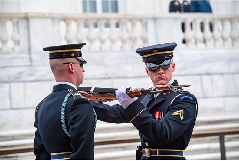 Arlington Cemetery: Changing of the Guard & JFK Gravesite