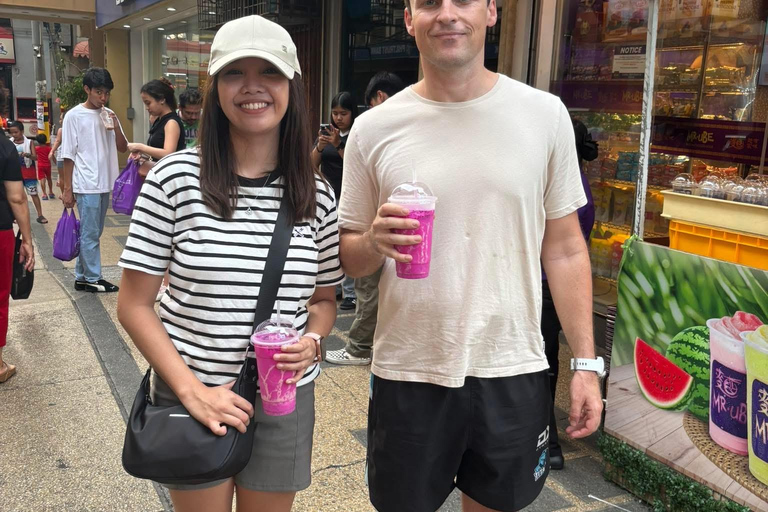 Manila: best shopping districts and Food Parks Guided Tour