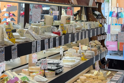 Cannes: Immersive Walking Tour with a Local Guide