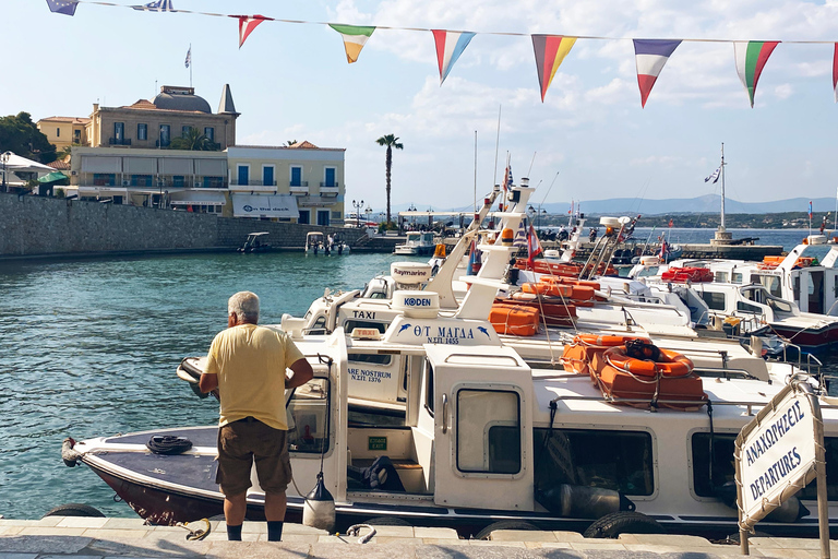 Isla de Spetses: excursión de día completo en autobús desde Atenas con bañoIsla de Spetses: excursión de un día en autobús desde Atenas con baño