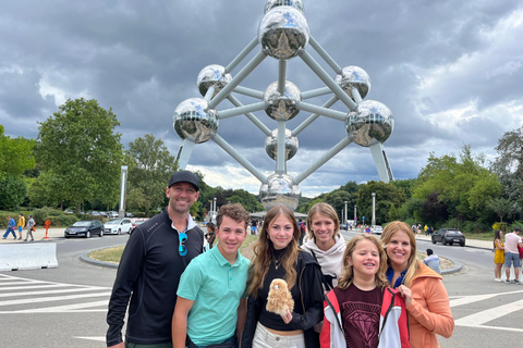 Tour guiado particular de carro pelo Atomium e pelo Mini-Europe Park