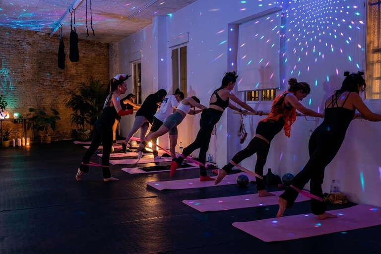 Valencia: Barre Disco, a barre class with music from the 80s and 90s