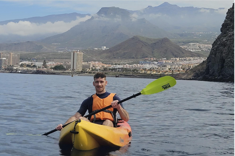 Tenerife: Turtle Bay - Kayak Rental with Drink and Equipment