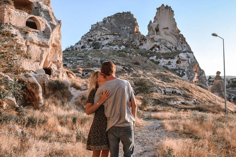 Capadocia: Tour de la ciudad subterránea y del sur con almuerzo