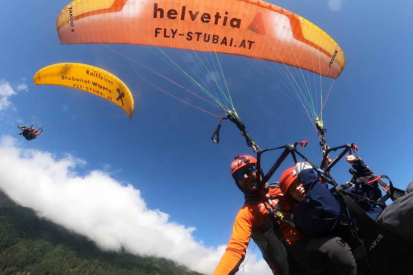 Tandem Paragliding Flight Neustift, FlyStubai near Innsbruck - Neustift im Stubaital: Morning Paragliding Experience