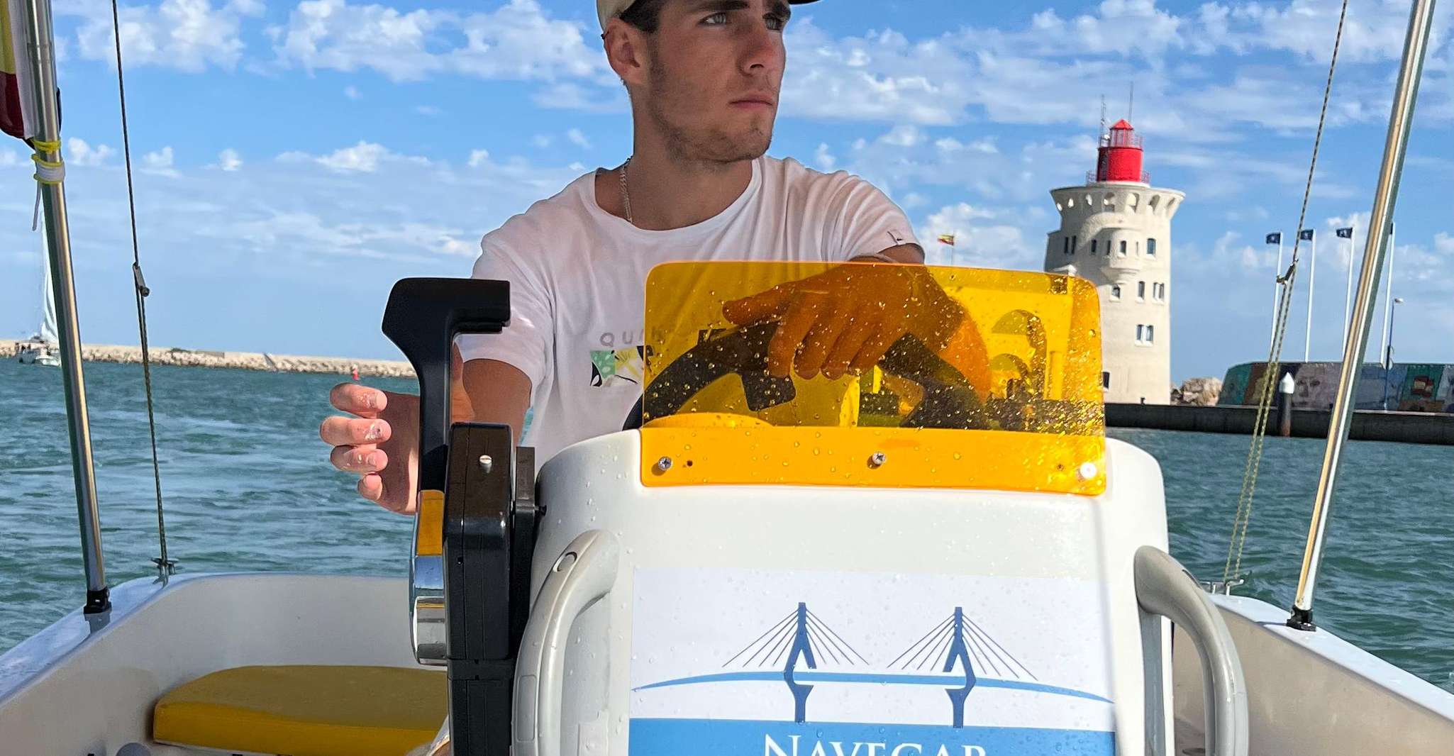 Cadiz: Boat Rental Without License photo 4