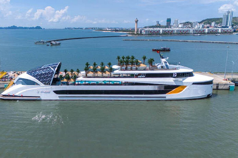Hanoi: Kayak & Sunset & Lunch in 6 star cruise Halong Bay