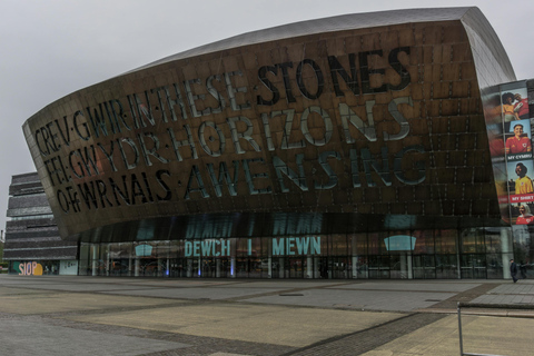 Cardiff: 7-Day Private Voyage of Wales with Driver