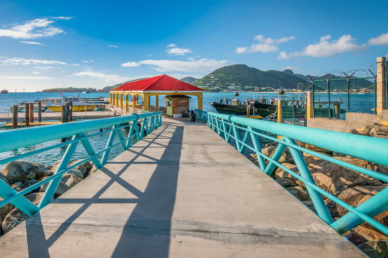 St. Maarten: Private Island Tour with Drinks & Guide