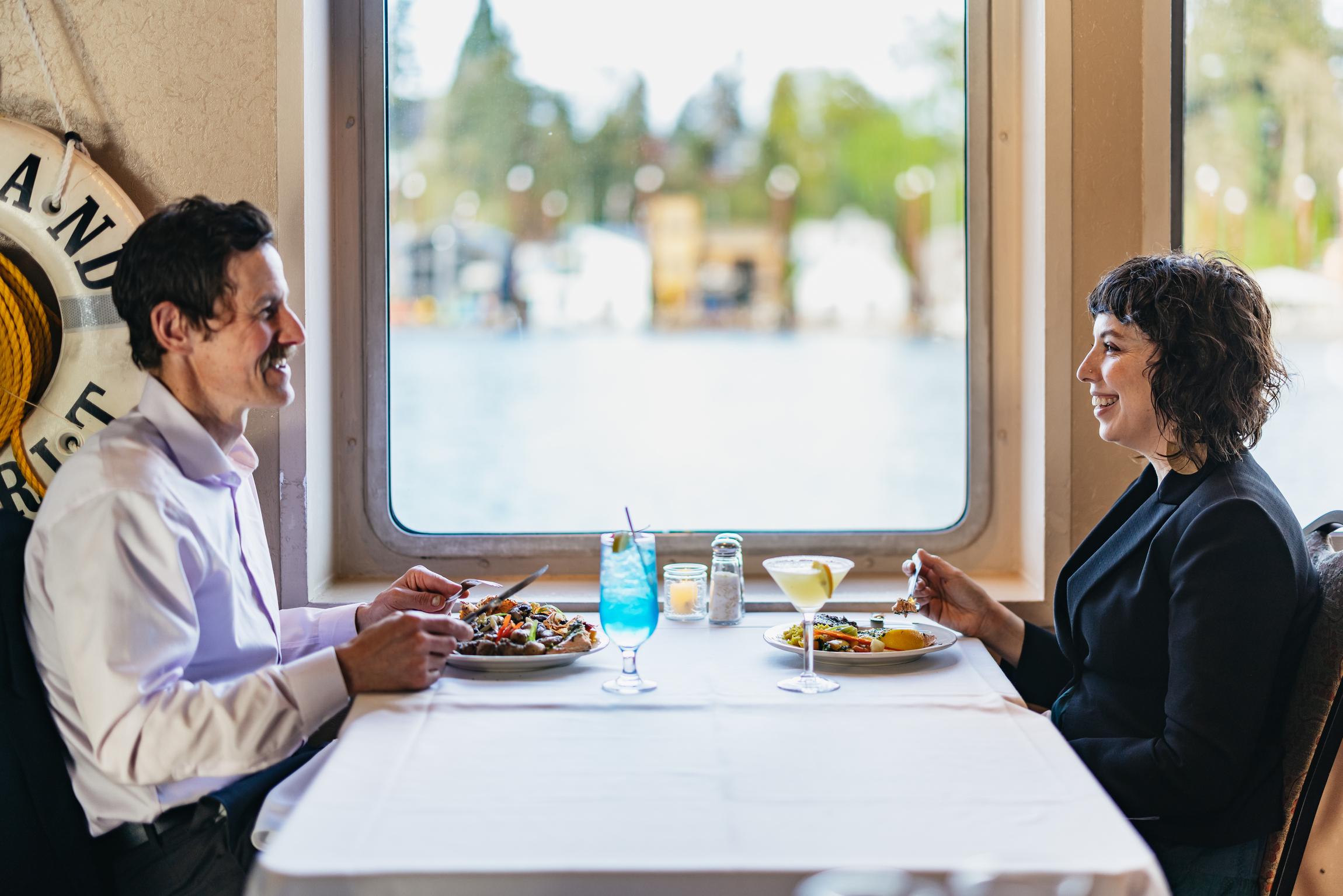 Portland: Dinner-Bootsfahrt auf dem Willamette River