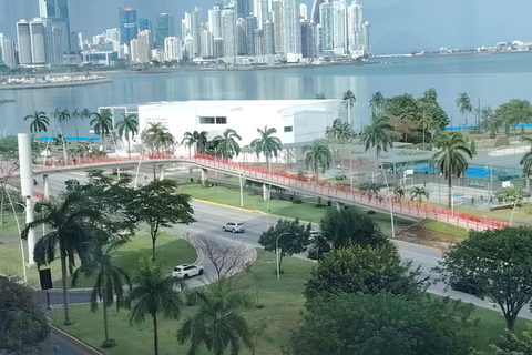 Panama Canal & City Tour