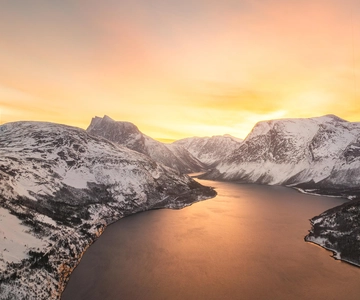 Explore the Norwegian Fjords and the Wildlife from Abisko.