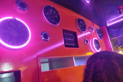 Cartagena: Party on a typical bus crossing the city