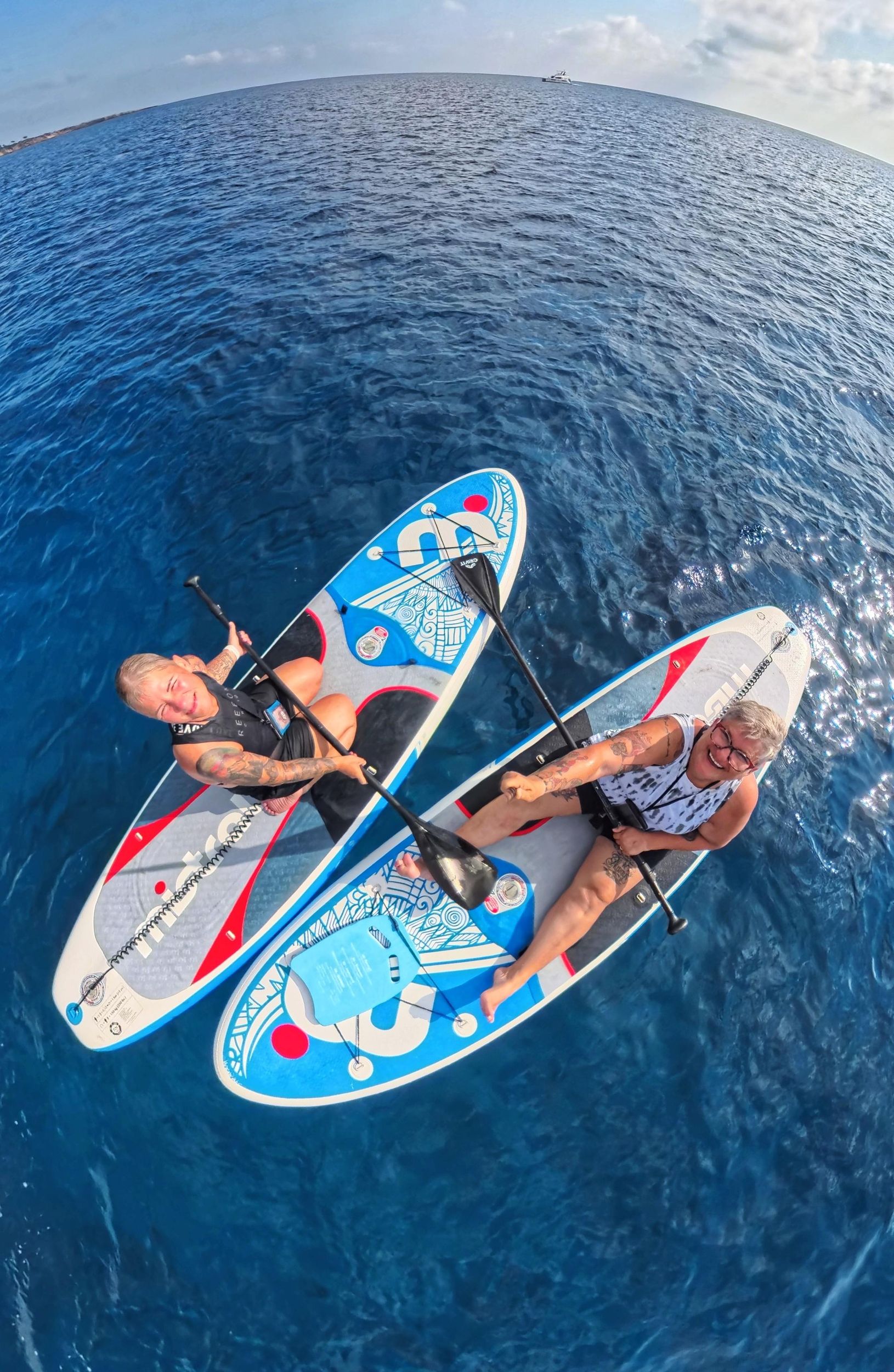 Ayia Napa: SUP- oder Kajaktour zu den Meereshöhlen oder zur Blauen Lagune