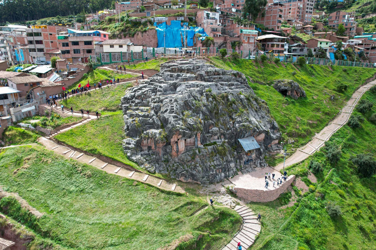 Cusco: Guided trek to Huaca Cheqtaqaqa and hidden temples