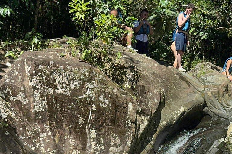 Fajardo: Vattenrutschkana, vattenfall i regnskogen El Yunque