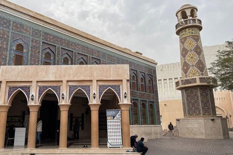 Doha: Private Städtetour mit Souk Waqif &amp; Katara VillageDoha: Private Stadtrundfahrt mit Souk Waqif &amp; Katara Village