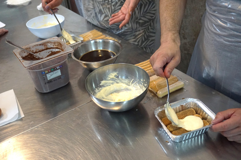 Naples: Neapolitan Pizza and Tiramisu Cooking Class