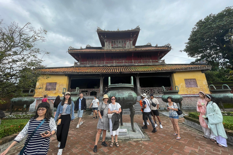 Excursão a pé pela cidade imperial de Hue 3 horas