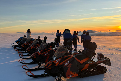 Reykjavik: Langjokull Glacier Snowmobiling Tour