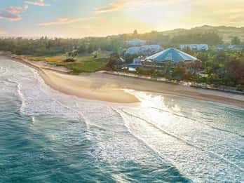 From HCM: Vung Tau Beach - Relax At A Beautiful Beach