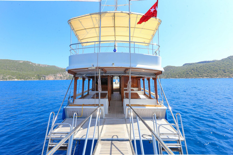 Kaş: Kekova Blue Cruise with Sunken City and 5 Swim Stops