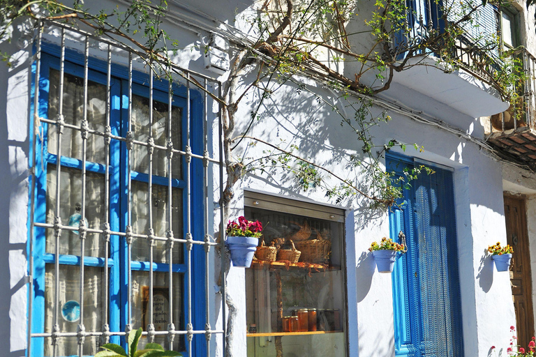 Visit the Alpujarra of Granada: Pampaneira, Bubión and Soportújar Shared from Almuñécar.