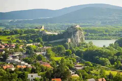 Privat tur till Bratislava och Devin Castle från Wien