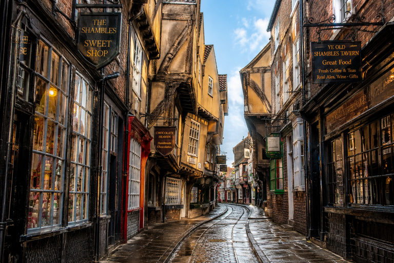 York: Guided Walking Tour of 2,000 Years of History