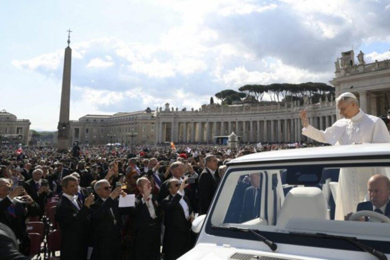 Rome: Papal Audience Guided Tour with Reserved Ticket Rome: Papal Audience SPANISH Guide