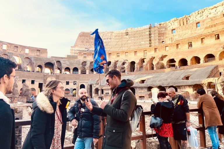 Rzym: Skip-the-Line z przewodnikiem po Koloseum i wejście na arenęWłoski