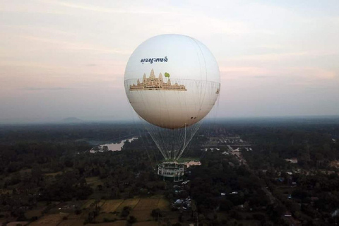 Giro in mongolfiera all&#039;alba o al tramonto di Angkor e servizio di prelievo e rientro