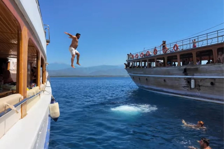Fethiye: 12 Islands Boat Tour with Lunch and Transfers Fethiye: 12 Islands Boat Tour with Lunch without transfer