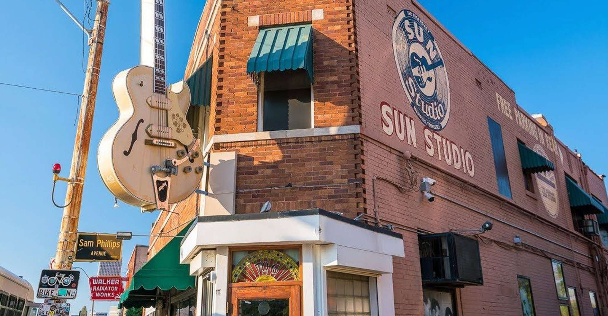 Memphis, City Tour with Optional Sun Studios & Riverboat - Housity