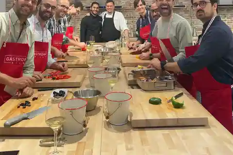 Bilbao: Basque Pintxos and Tapas Cooking Class