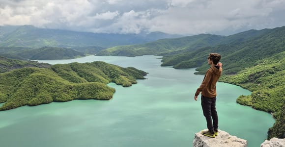 From Tirana: Bovilla Lake Viewpoint Hike & Kruje City Tour