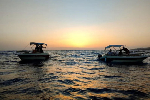 Location de bateaux autoguidés à Costa Adeje Tenerife4 heures Bateau entier pour 5 personnes maximum