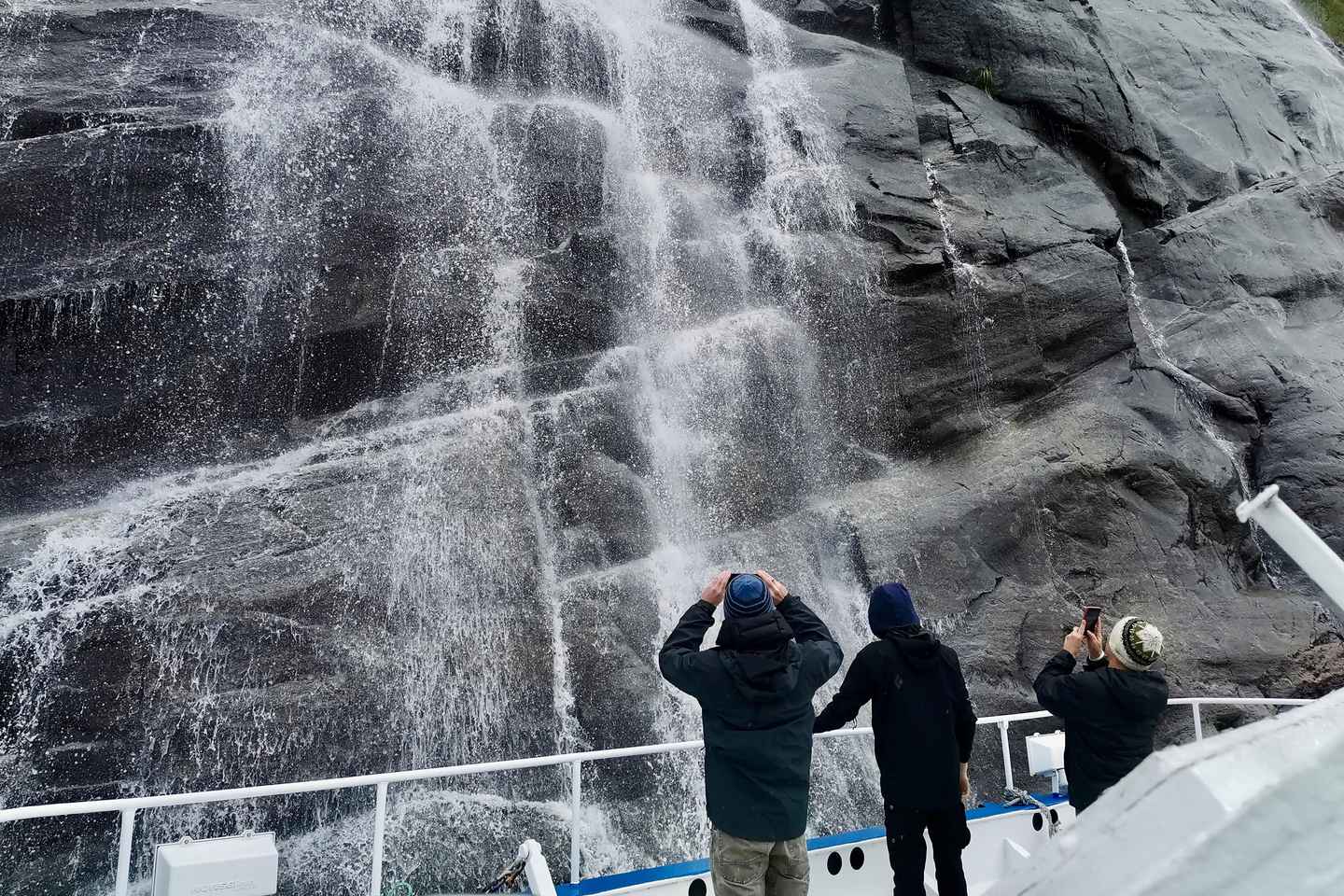 Bergen: Mostraumen Fjord Cruise with Local Guide