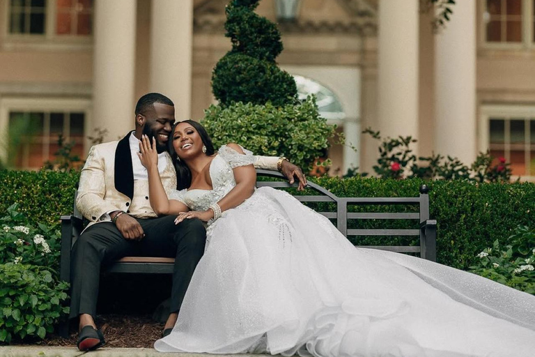 Cattura il matrimonio dei tuoi sogni con il fotografo di punta Vaughn.Cattura il tuo matrimonio da sogno con il fotografo top Vaughn