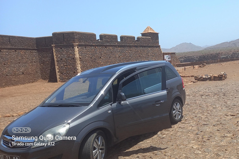 Visit Santiago: Full-Day with Private Taxi Driver