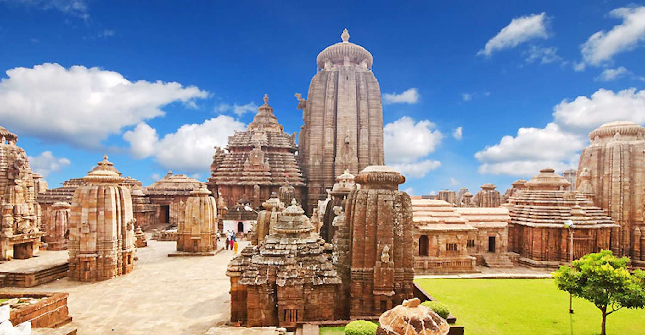 Bhubaneswar, Private Car Hire with Driver and Flexible Hours - Housity