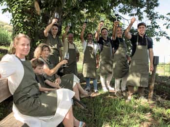 Cooking class siciliana in cucina professionale sull’Etna con orto Bio