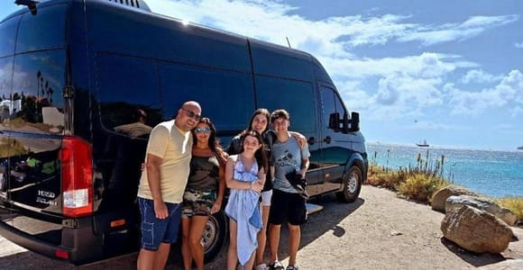 Full-Day Sightseeing Island Tour with Baby Beach swim